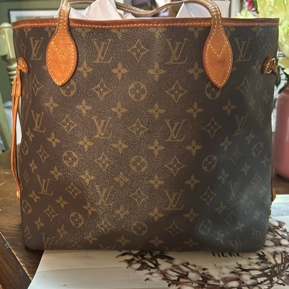 Authentic LV Neverfull MM Monogram